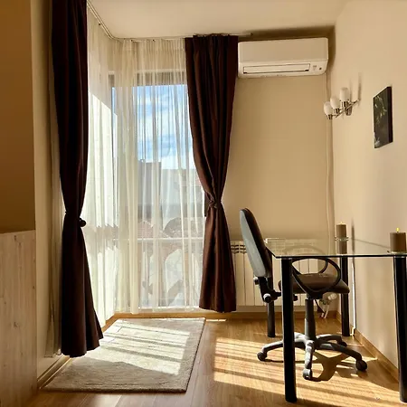 Apart-tundzha 6 *